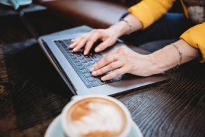 The Right Approach To Guest Blogging For Link Building