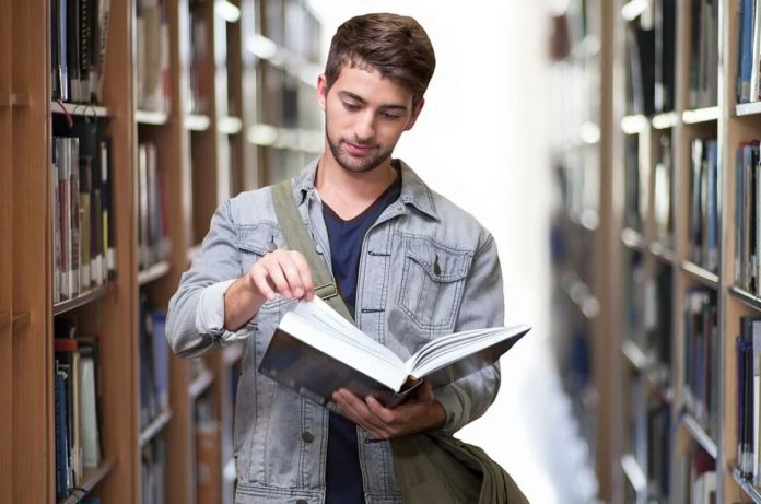 Top 10 Business Universities in UK