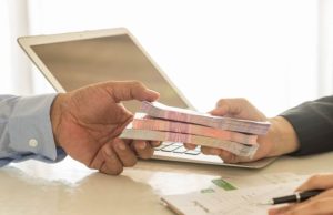 Using An Online Bridging Loan Calculator
