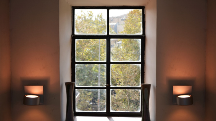 10 Ways to Dress your Windows with Blinds and Shutters