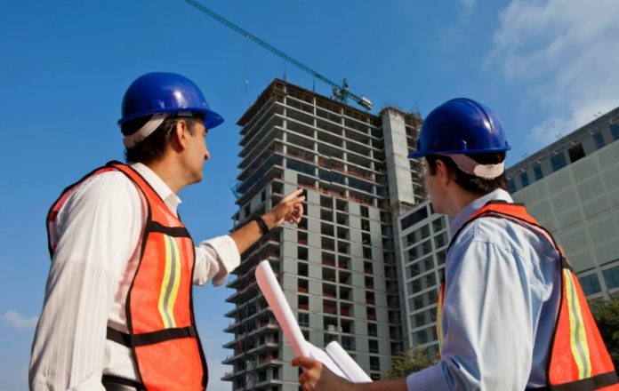 roles and responsibilities of a building contractor