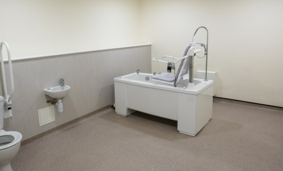 Why You Should Consider Purchasing An Assisted Bath? I Do Business