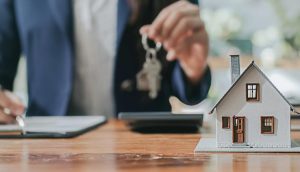 Are There Any Drawbacks to Working with a Local Cash Buyer