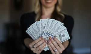 Harry Styles Net Worth - How He Accumulated It?