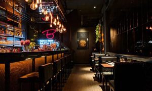 Historical Pub Walking Tour of London