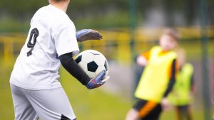 Understanding the Importance of Goalkeeper Gloves