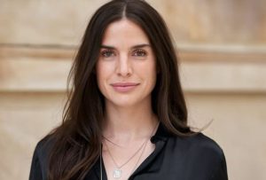 What Are Klarissa Munz’s Notable Achievements?