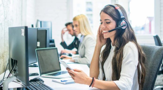 Why Startups Should Outsource Customer Support to Stay Competitive
