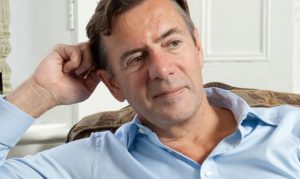 How Is Duncan Bannatyne Viewed as a Public Figure in the UK