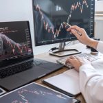 How CFD Trading Can Complement Your Investment Portfolio in the UK